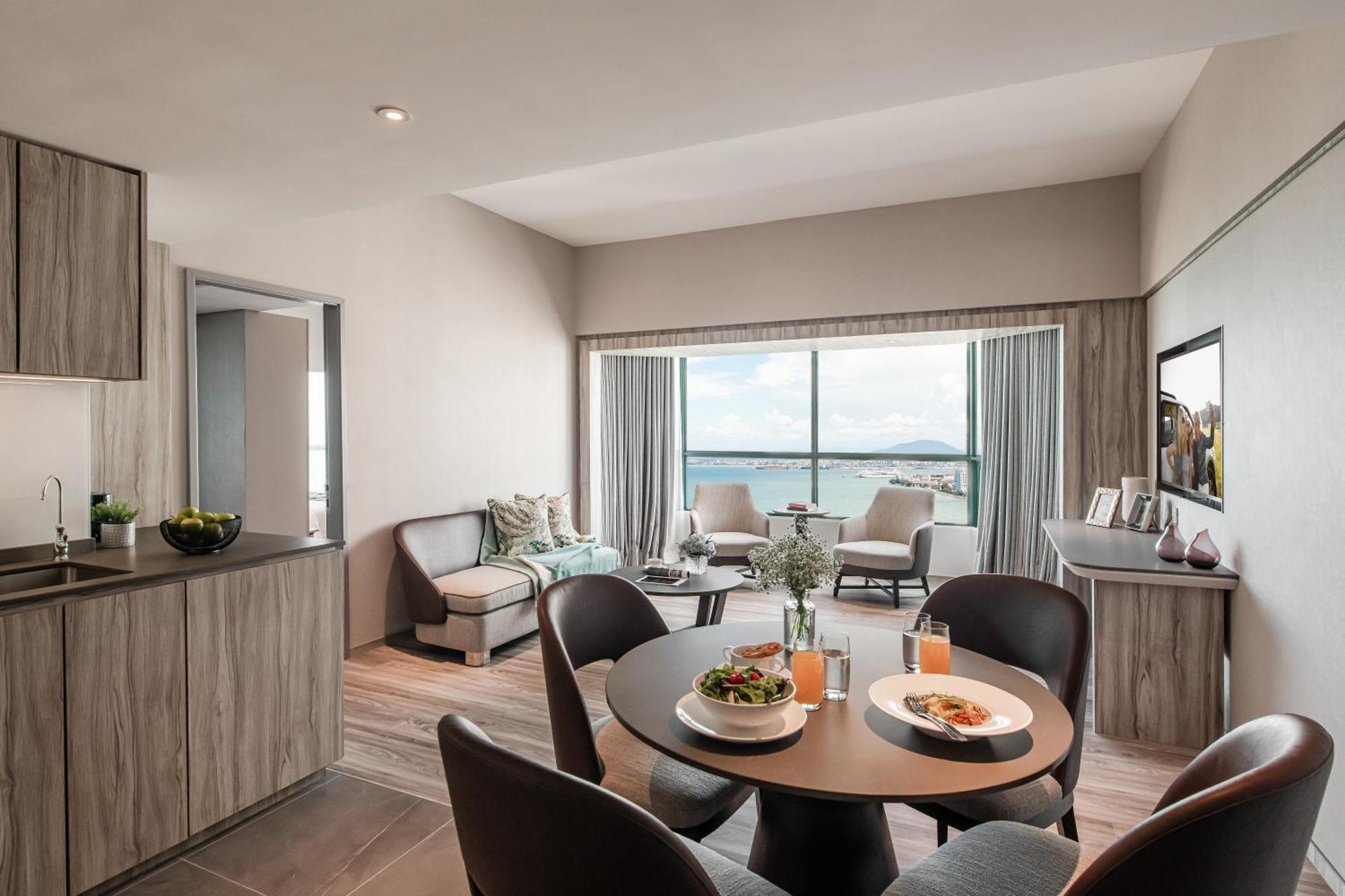 מלון ג'ורג' טאון Ascott Gurney Penang מראה חיצוני תמונה A suite at the hotel
