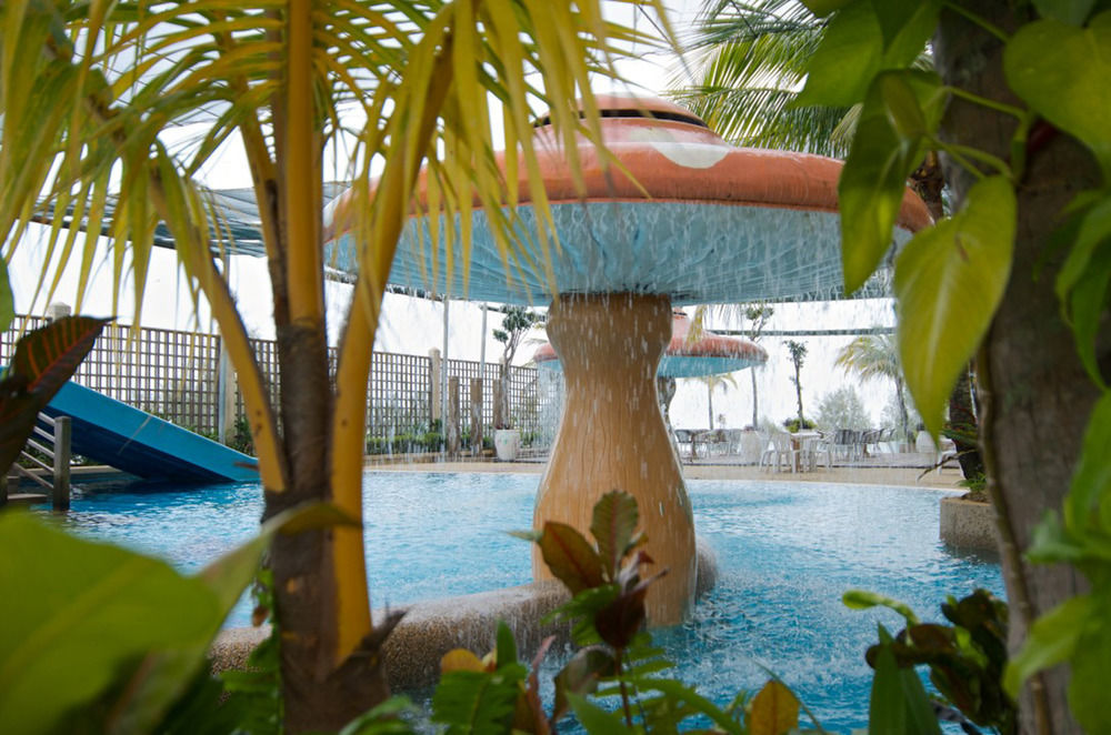 מלון ג'ורג' טאון Ascott Gurney Penang מראה חיצוני תמונה The Mushroom Pool